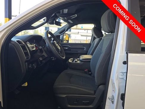 Used 2025 RAM 2500 Big Horn AWD/4WD image 6