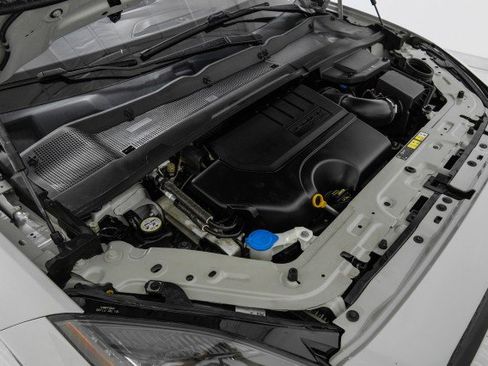 Used 2019 Jaguar E-PACE R-Dynamic SE image 51