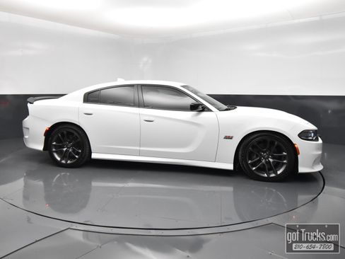Used 2023 Dodge Charger Scat Pack w/ Navigation & Travel Group RWD image 50