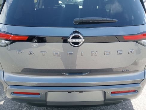 New 2026 Nissan Pathfinder SL FWD image 14