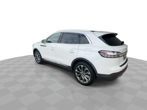 Used 2022 Lincoln Nautilus Reserve AWD/4WD image 6