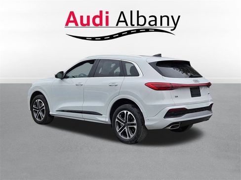 Used 2025 Audi Q5 Premium Plus image 6