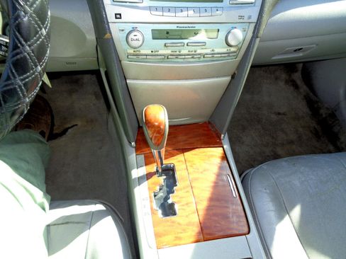 Used 2009 Toyota Camry XLE image 22