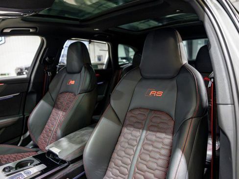 Used 2025 Audi RS 6 performance w/ Black Optic Package image 16