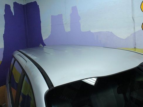 Used 2018 Kia Sedona L image 5