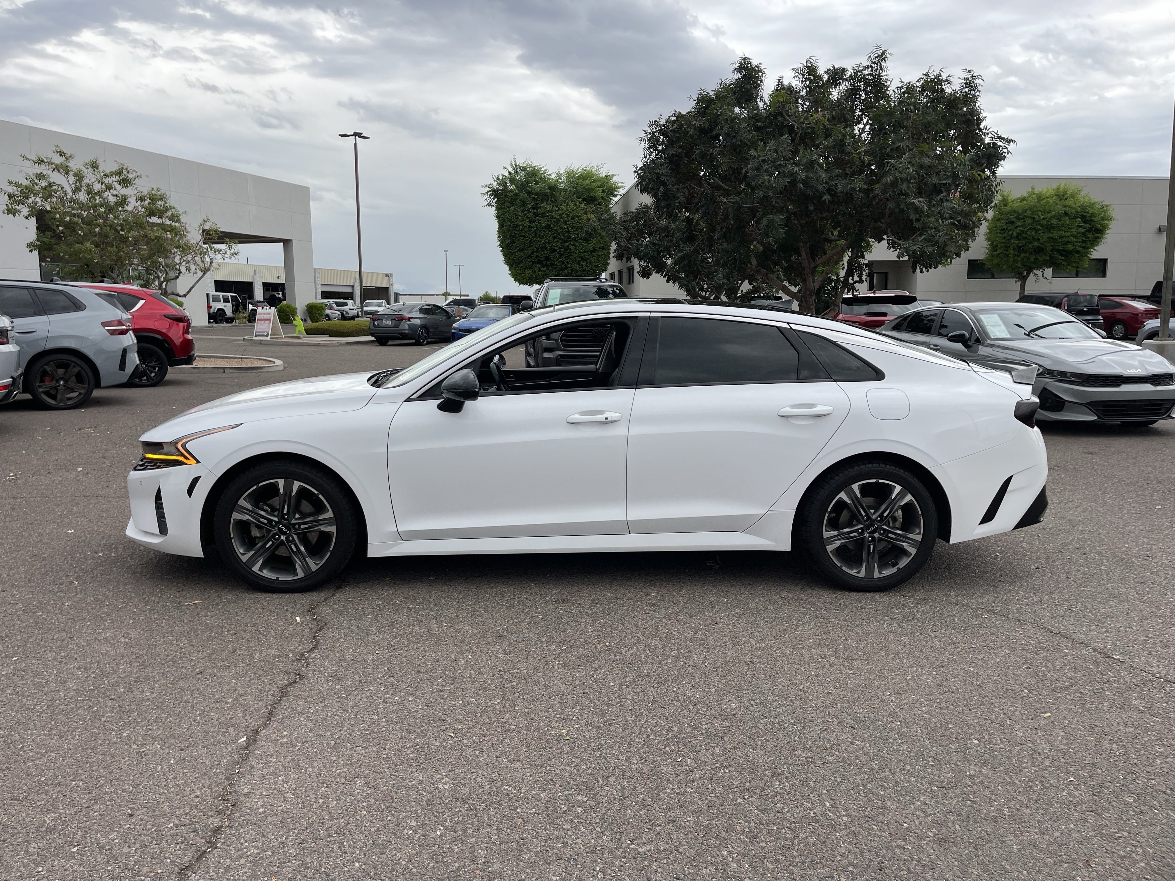 Used 2022 Kia K5 EX w/ EX Premium Package FWD image 3