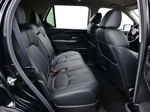 Certified 2026 Honda Passport RTL image 34