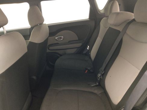 Used 2018 Kia Soul FWD image 18