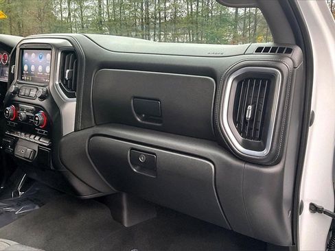 Certified 2020 Chevrolet Silverado 1500 LT w/ All-Star Edition image 23