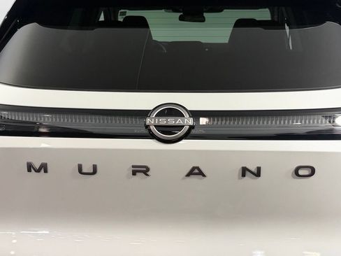 Used 2025 Nissan Murano SV FWD image 15