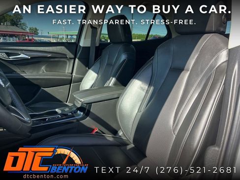Used 2021 Buick Envision Essence w/ Technology Package I AWD/4WD image 9