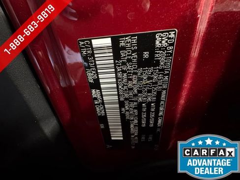 Used 2025 Toyota RAV4 XLE Premium AWD/4WD image 28