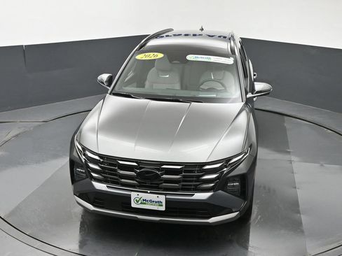 Used 2026 Hyundai Tucson Limited AWD/4WD image 30