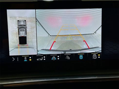 Used 2023 GMC Sierra 1500 Denali Ultimate image 14