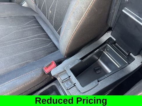 Used 2021 Ford EcoSport SE w/ SE Convenience Package image 28