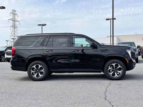 New 2026 GMC Yukon AT4 w/ AT4 Premium Package AWD/4WD image 3