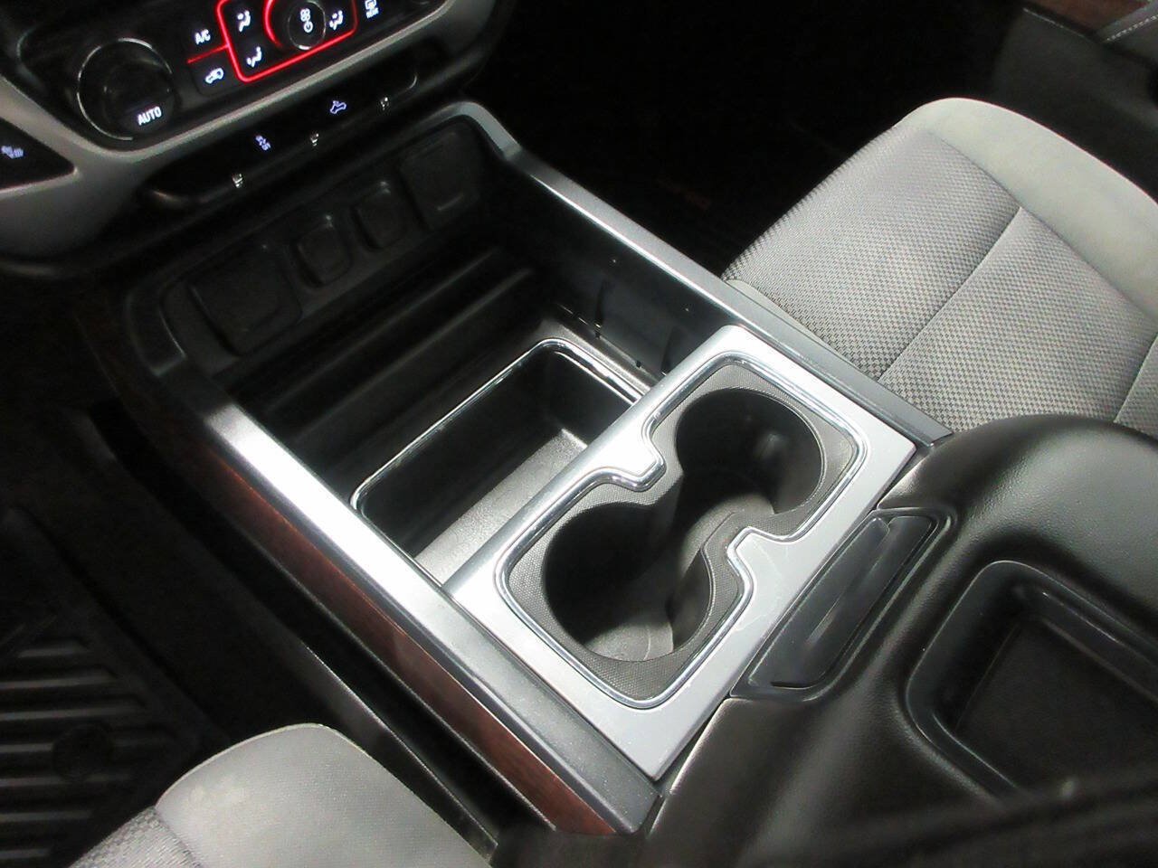 Used 2015 GMC Sierra 1500 SLE AWD/4WD image 24