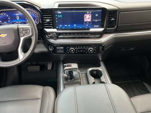 Used 2024 Chevrolet Silverado 1500 LTZ w/ LTZ Convenience Package II AWD/4WD image 16