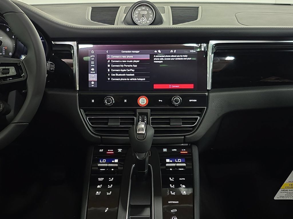 Certified 2026 Porsche Macan S AWD/4WD image 16