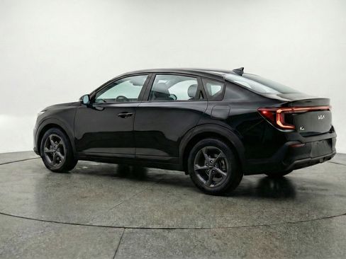 Used 2025 Kia K4 FWD image 6