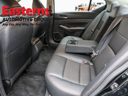 Used 2025 Nissan Altima 2.5 SR FWD image 21