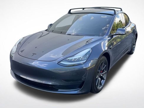 Used 2020 Tesla Model 3 Long Range image 1