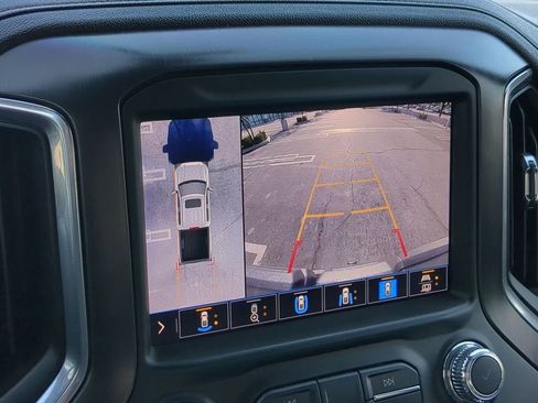 Used 2020 GMC Sierra 1500 AT4 w/ AT4 Premium Package AWD/4WD image 18
