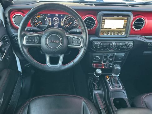 Used 2023 Jeep Gladiator Rubicon w/ Cold Weather Group image 15