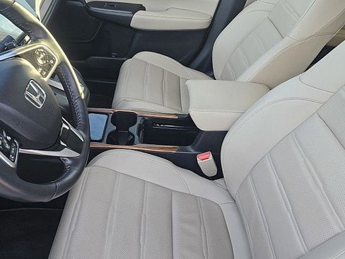 Used 2022 Honda CR-V Touring image 11