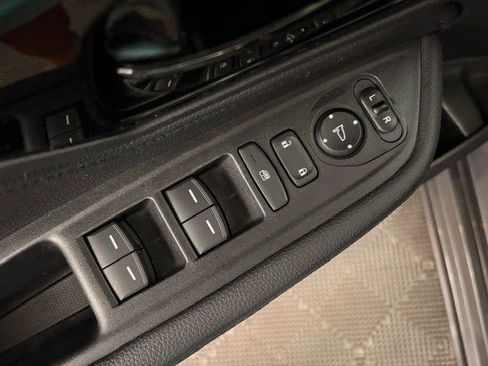 Used 2023 Honda Odyssey Touring image 7