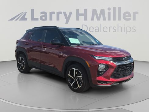 Used 2022 Chevrolet TrailBlazer RS w/ Sun and Liftgate Package FWD image 7