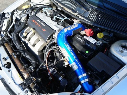 Used 2004 Dodge Neon image 9