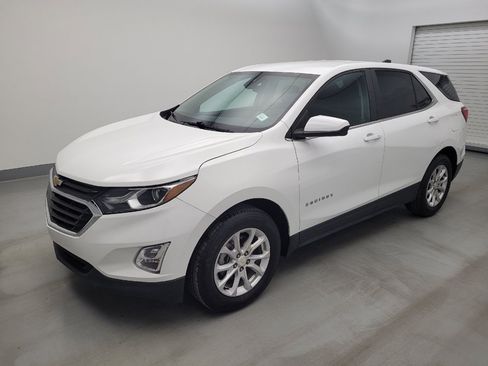 Used 2021 Chevrolet Equinox LT FWD image 2