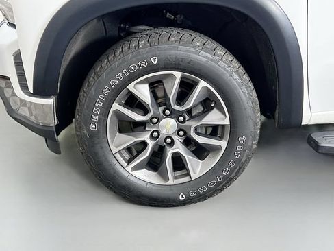 Used 2019 Chevrolet Silverado 1500 LT w/ All-Star Edition AWD/4WD image 11