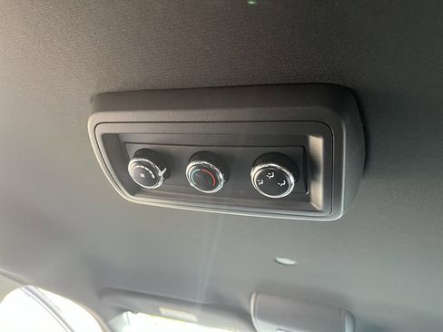 Used 2017 Dodge Grand Caravan SXT image 14