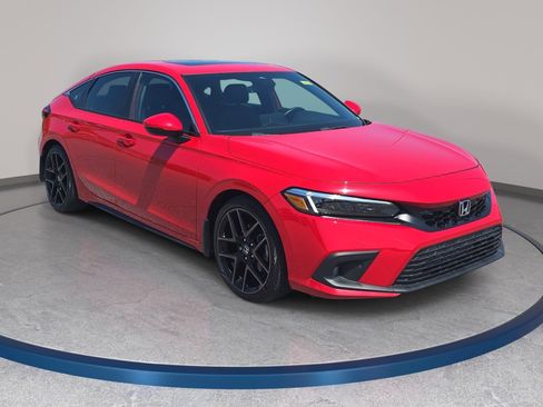 Used 2023 Honda Civic Sport Touring image 3