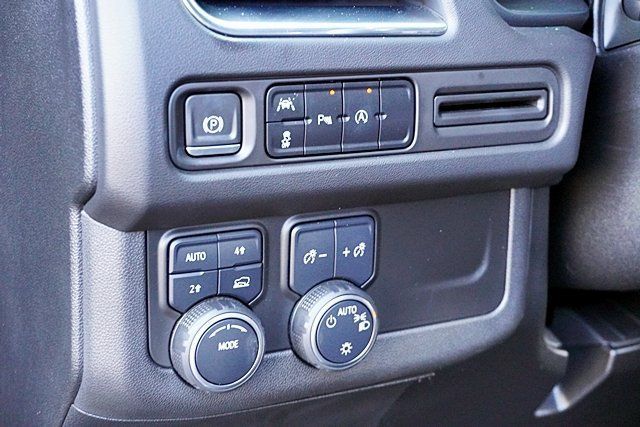 Used 2023 Chevrolet Tahoe LT AWD/4WD image 35