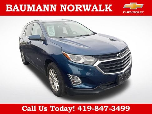 Used 2019 Chevrolet Equinox LT w/ Sun & Navigation Package FWD image 3