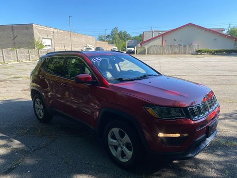 Used 2018 Jeep Compass Latitude AWD/4WD image 7