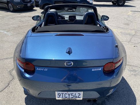 Used 2019 MAZDA MX-5 Miata Grand Touring w/ GT-S Package RWD image 12