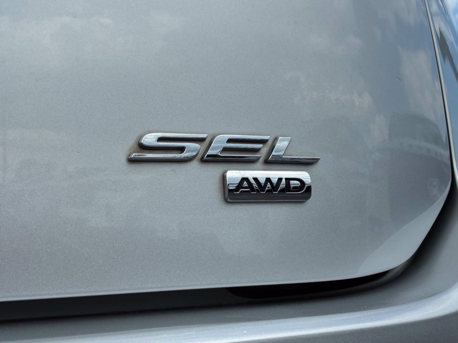 Used 2016 Ford Edge SEL w/ Equipment Group 201A AWD/4WD image 11