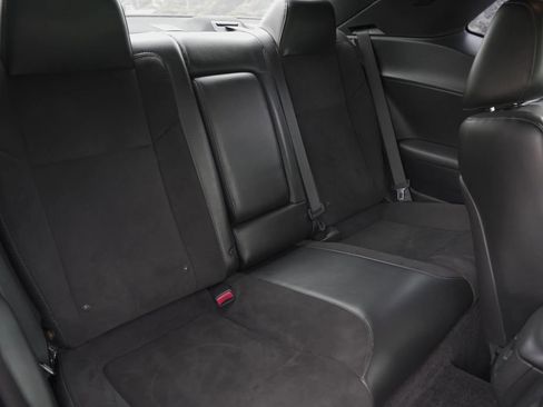 Used 2018 Dodge Challenger R/T Scat Pack w/ Leather Interior Group image 9