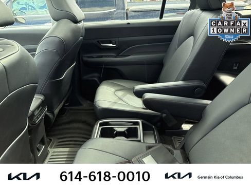 Used 2025 Toyota Grand Highlander AWD image 11