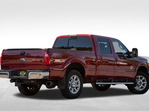 Used 2016 Ford F250 Lariat w/ Lariat Ultimate Package AWD/4WD image 8