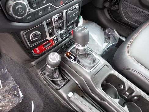 New 2026 Jeep Gladiator Rubicon AWD/4WD image 22