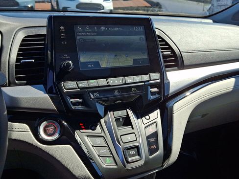 Used 2023 Honda Odyssey Touring image 19