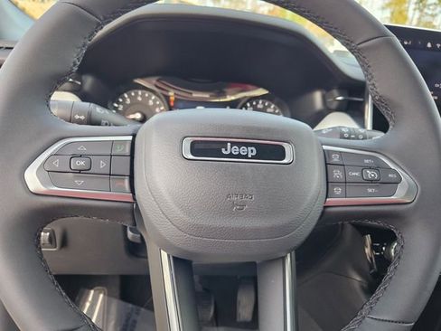 New 2026 Jeep Compass Limited image 13
