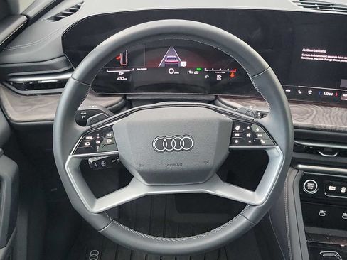 Certified 2025 Audi Q5 Premium Plus w/ Premium Plus AWD/4WD image 22