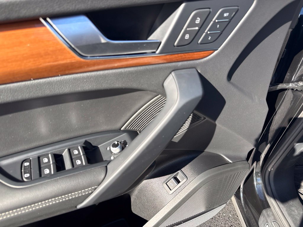 Certified 2023 Audi Q5 2.0T Premium Plus AWD/4WD image 19
