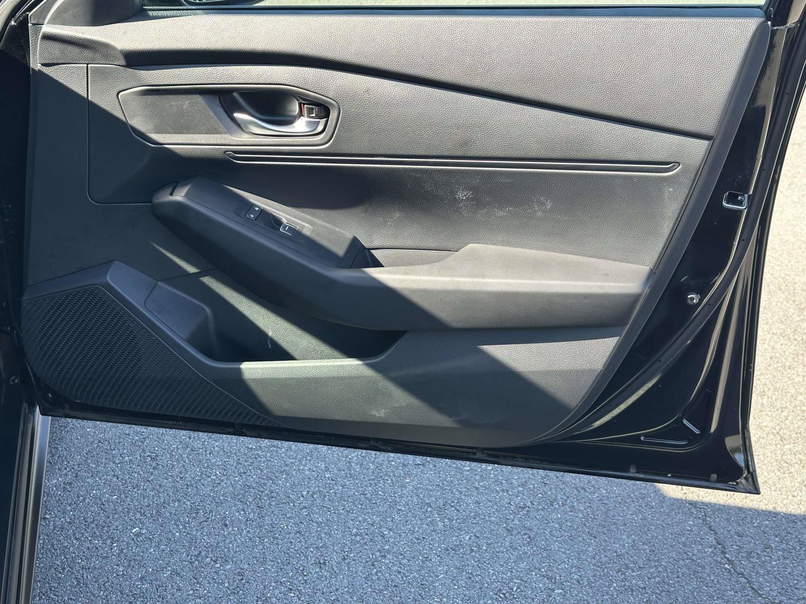 Used 2023 Honda Accord LX image 29